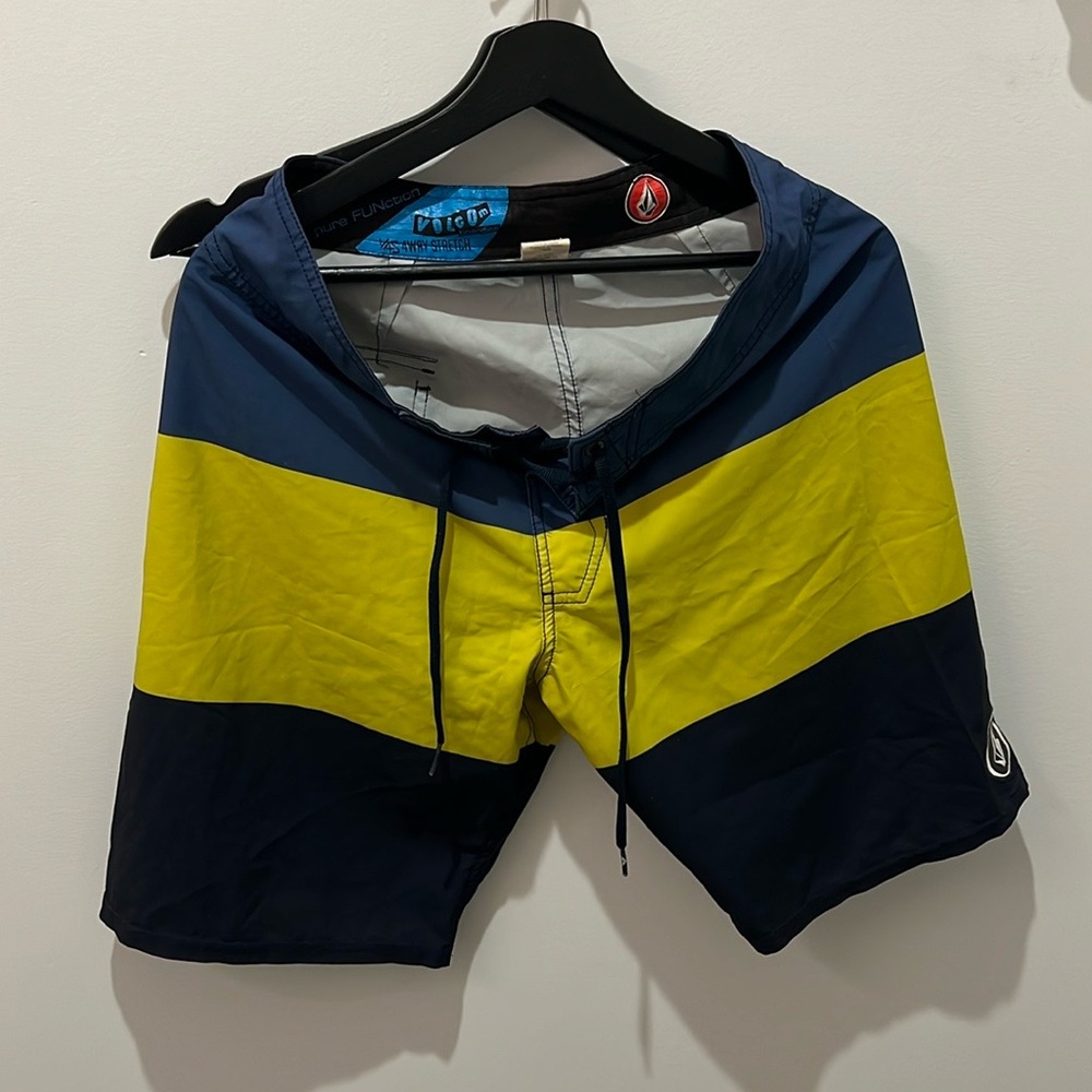 Volcom Men's Blue and Yellow Swim Shorts